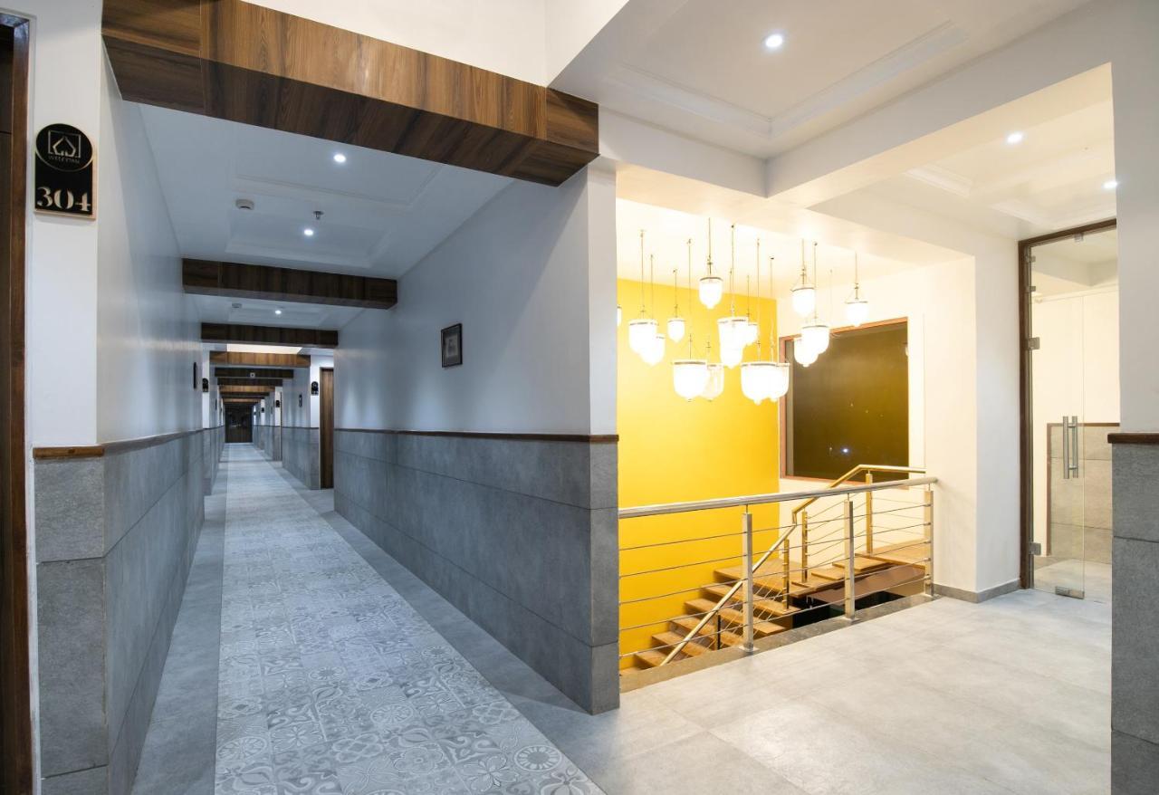 Palette - Hotel Welcome Kadi Exterior photo